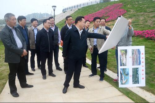 上饒市人大副主任、鄱陽縣縣委書記張禎祥蒞臨新昌南湖西河濕地公園項(xiàng)目